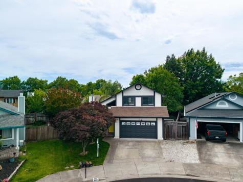 808 Milsom Place Windsor CA 95492