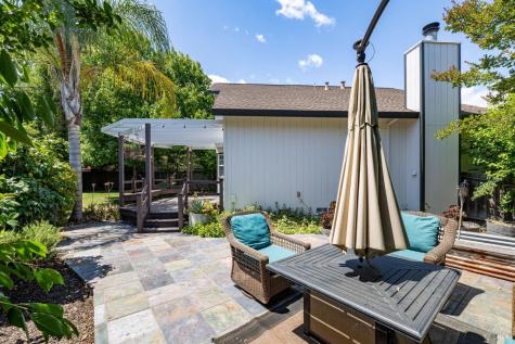 808 Milsom Place Windsor CA 95492