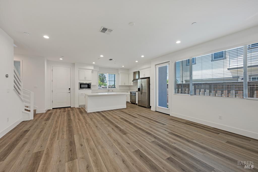 2773 Bellevue Ranch Santa Rosa CA 95407