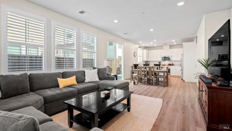 1623 Winterberry Lane Rohnert Park CA 94928