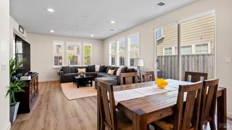 1623 Winterberry Lane Rohnert Park CA 94928