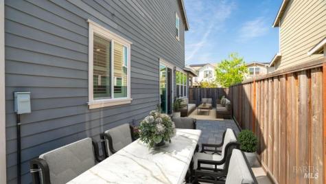 1623 Winterberry Lane Rohnert Park CA 94928