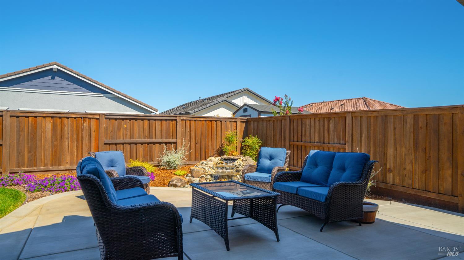 325 Fable Court Dixon CA 95620
