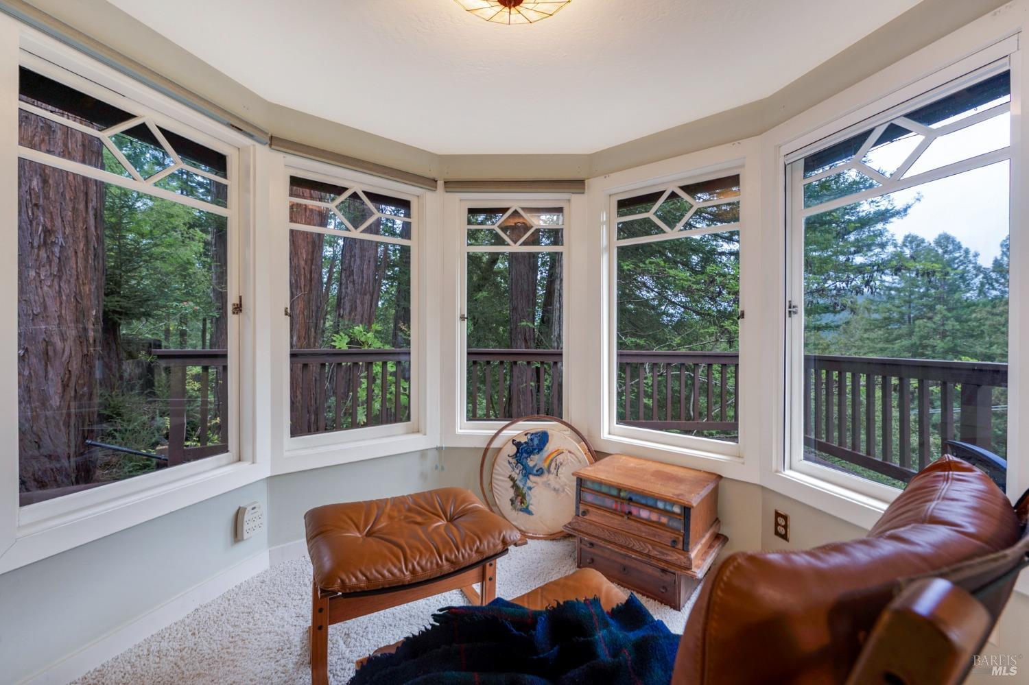 14801 Canyon 4 Road Guerneville CA 95446