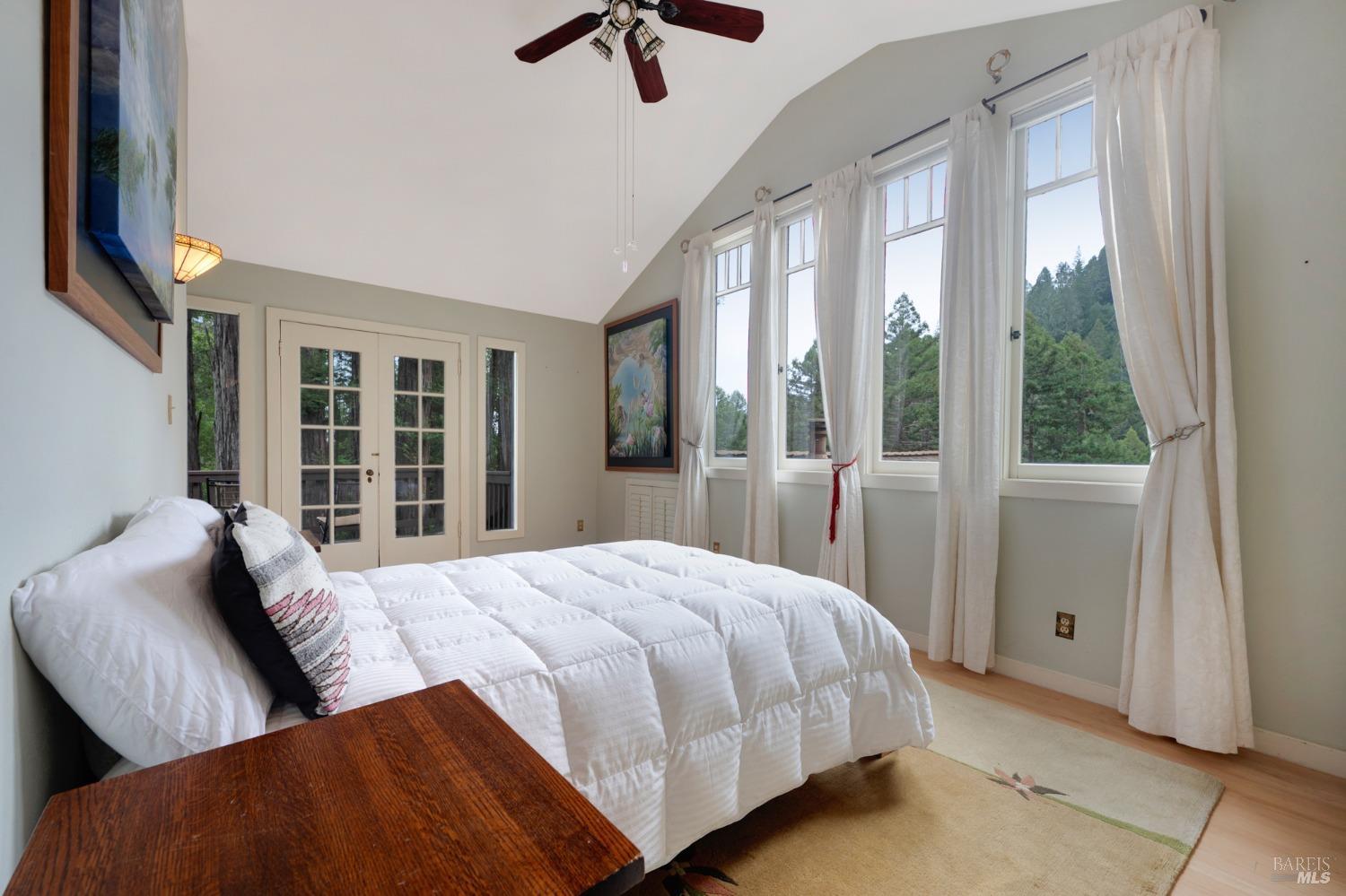 14801 Canyon 4 Road Guerneville CA 95446