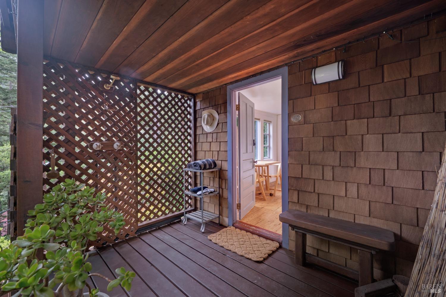 14801 Canyon 4 Road Guerneville CA 95446