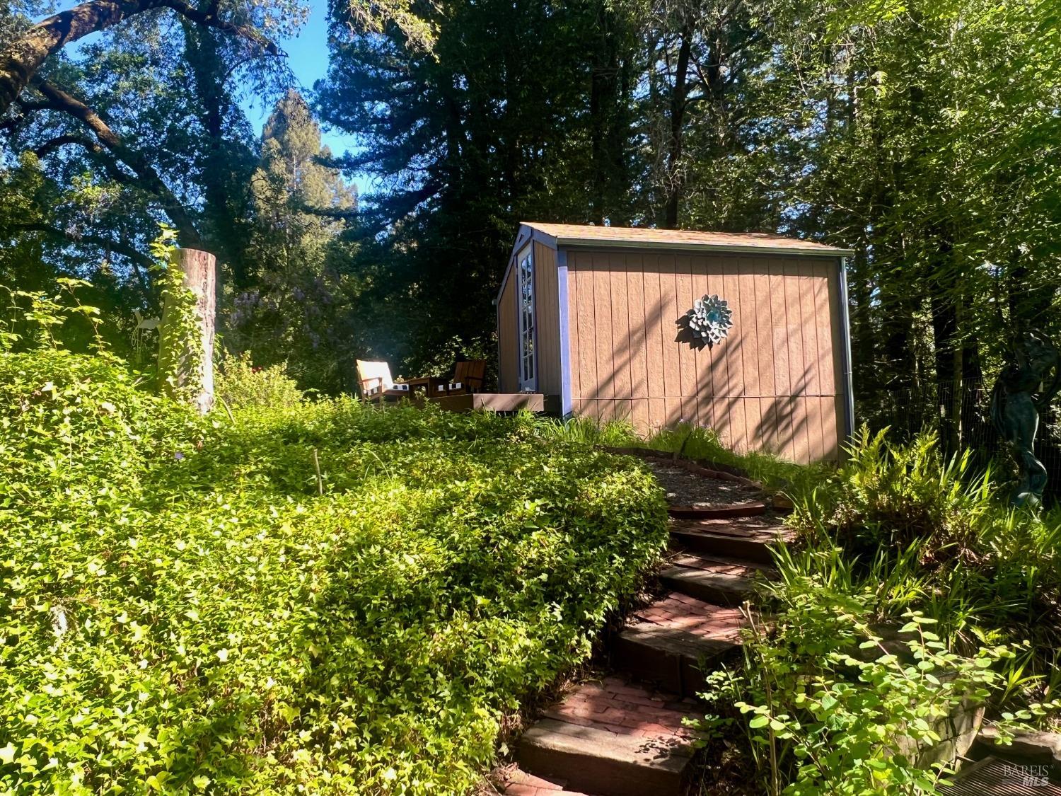 14801 Canyon 4 Road Guerneville CA 95446