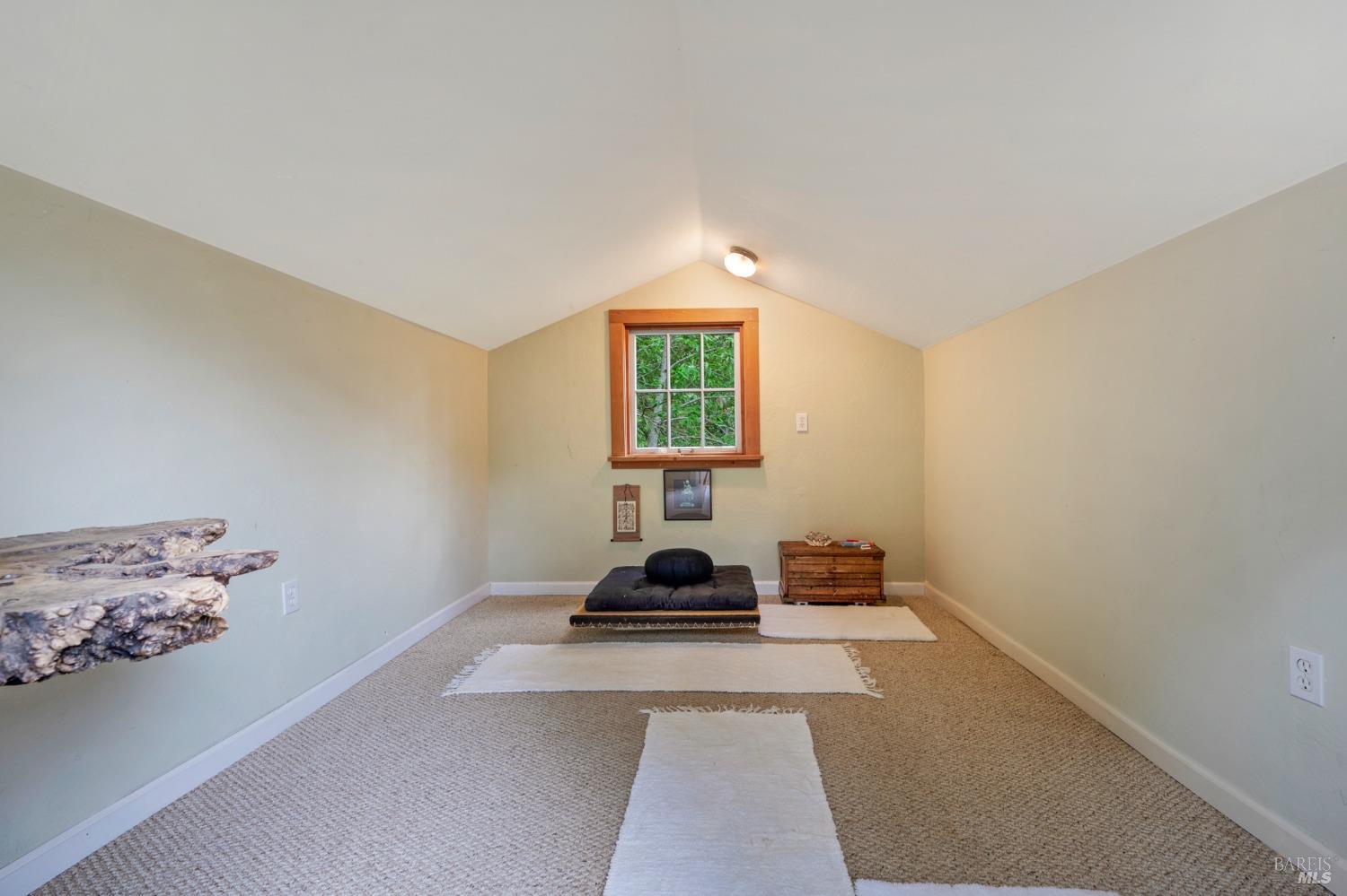14801 Canyon 4 Road Guerneville CA 95446