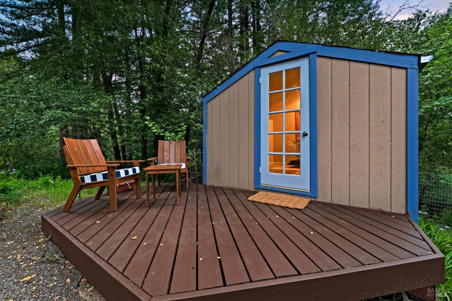 14801 Canyon 4 Road Guerneville CA 95446