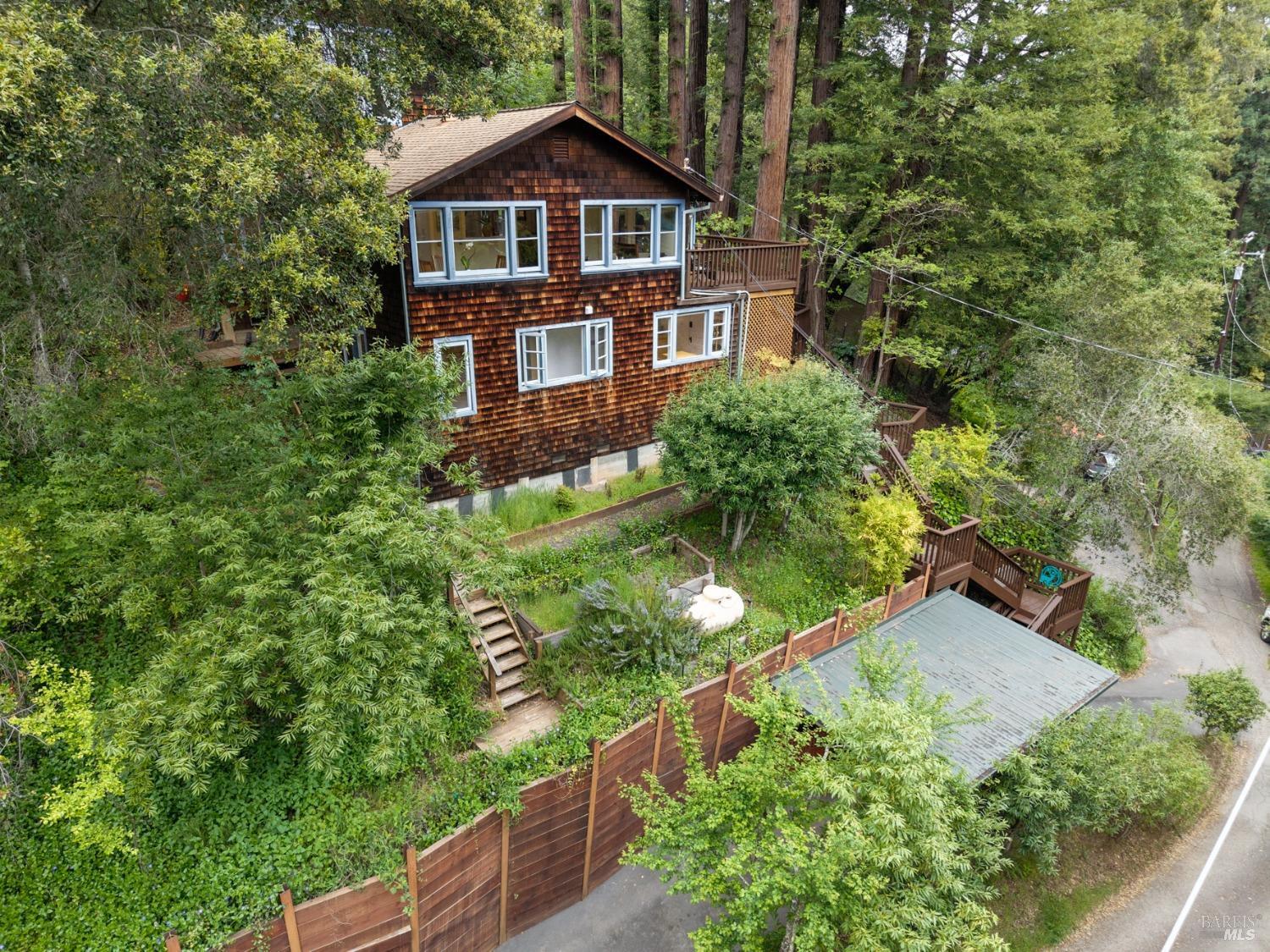 14801 Canyon 4 Road Guerneville CA 95446