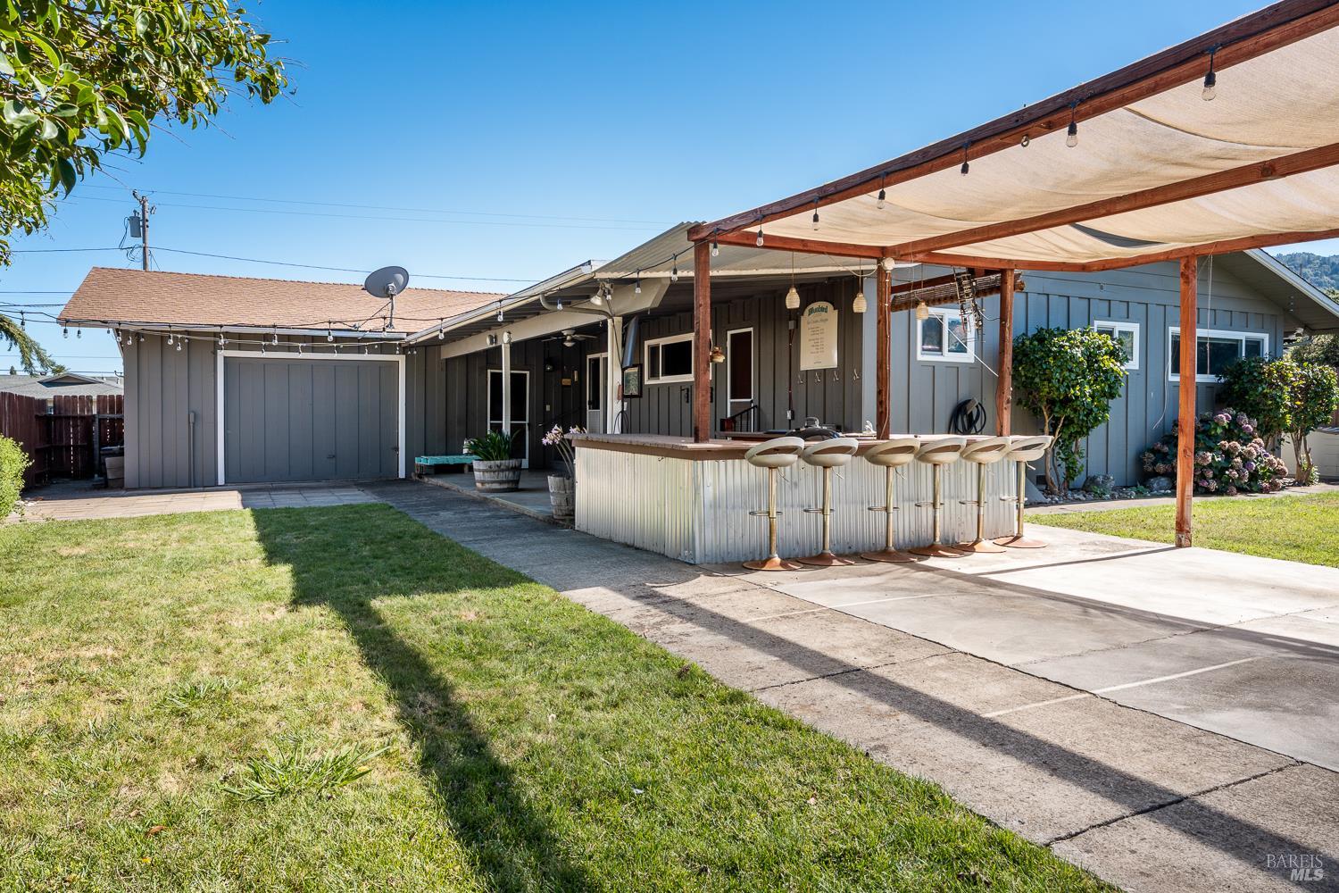 420 Zinfandel Drive Ukiah CA 95482
