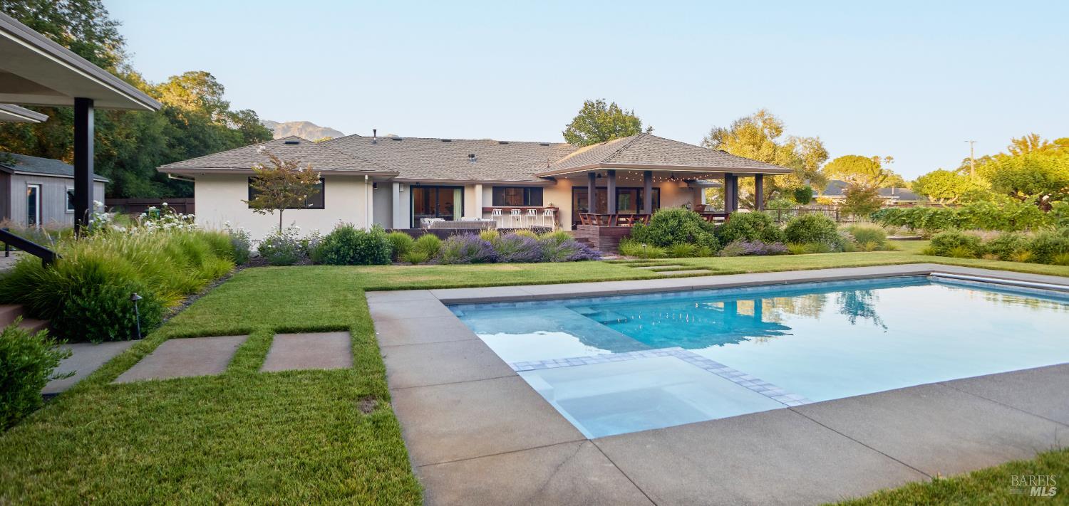 3033 Myrtledale Road Calistoga CA 94515