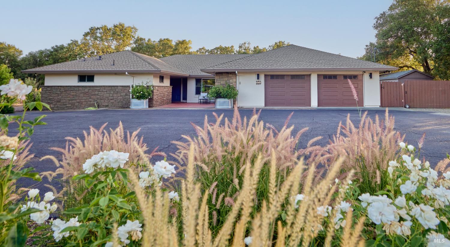 3033 Myrtledale Road Calistoga CA 94515