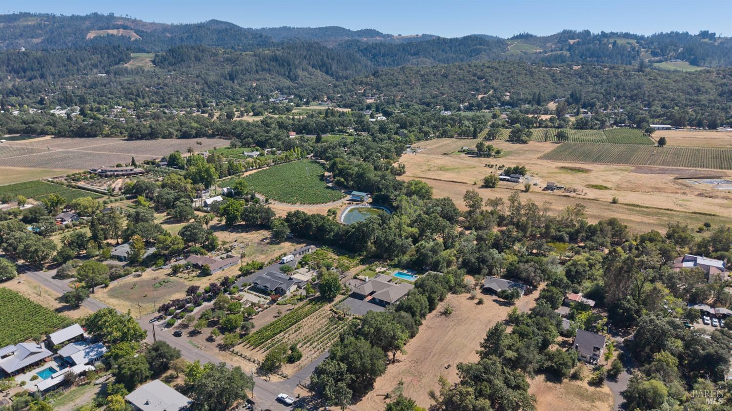 3033 Myrtledale Road Calistoga CA 94515