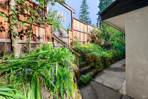 16017 Palo Alto Drive Guerneville CA 95446