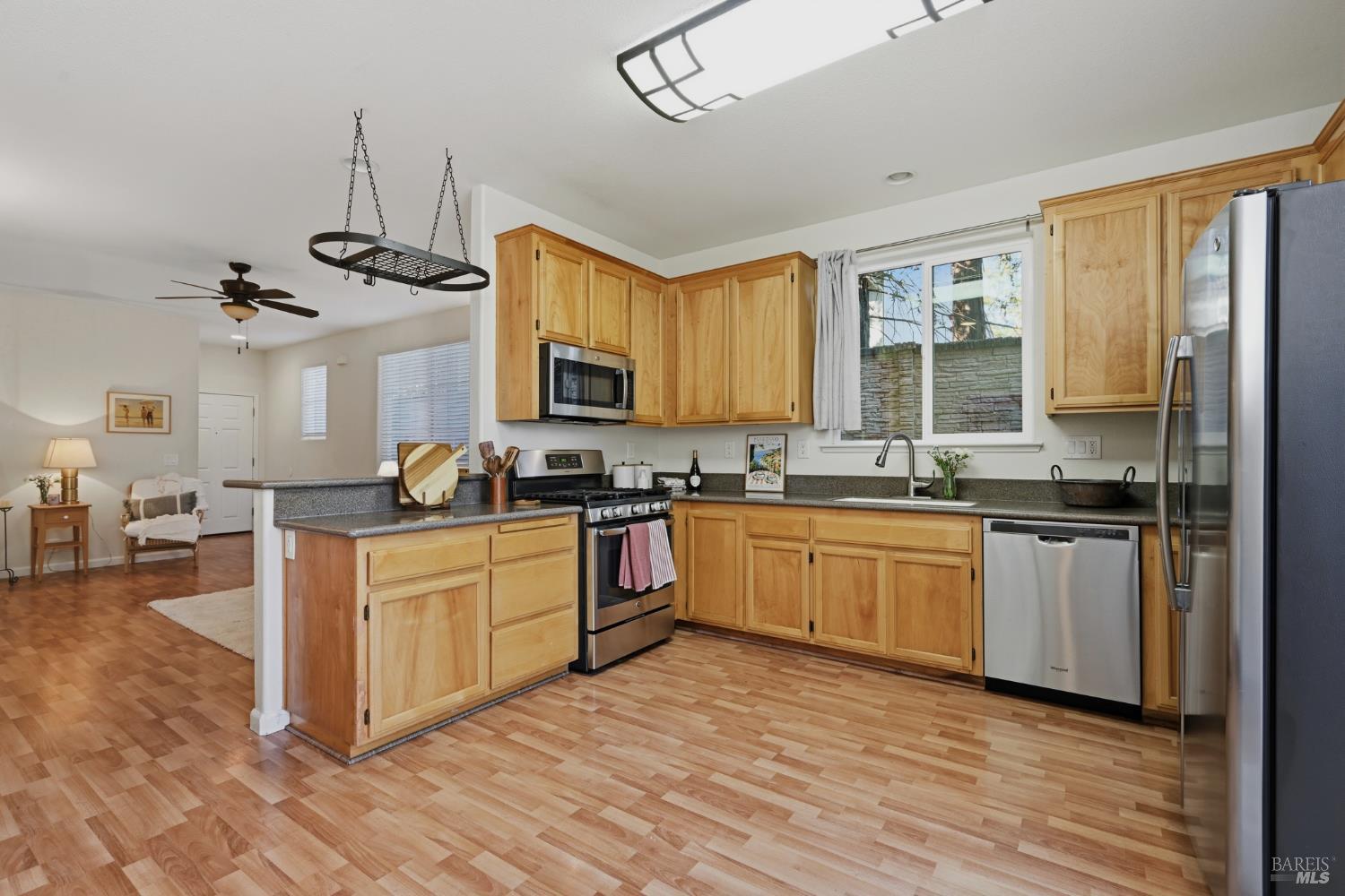5245 Poe Court Santa Rosa CA 95403