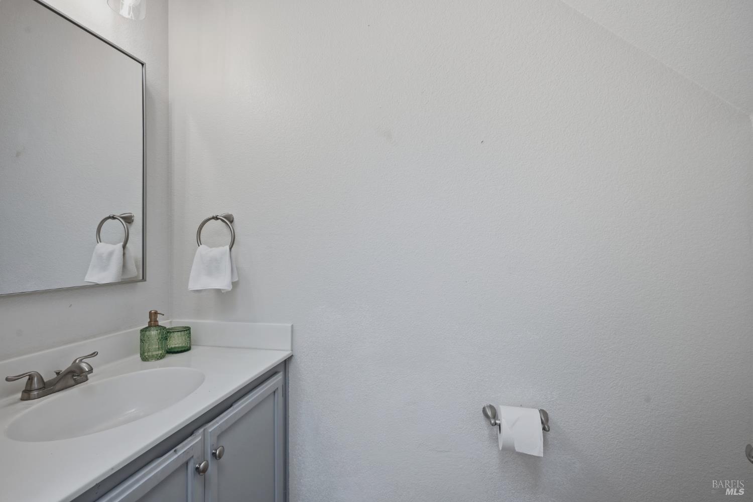5245 Poe Court Santa Rosa CA 95403