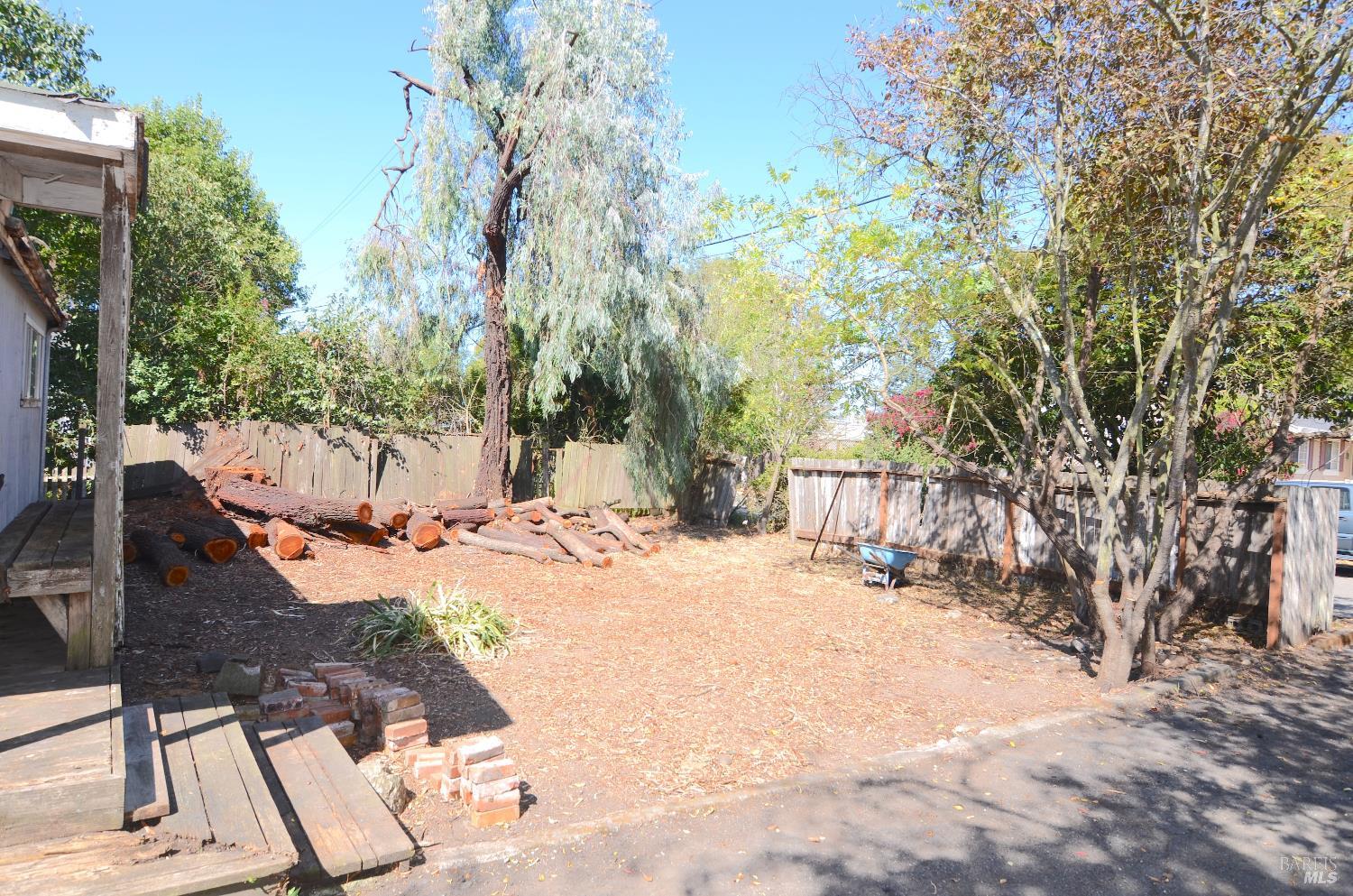 2610 Giffen Avenue Santa Rosa CA 95407