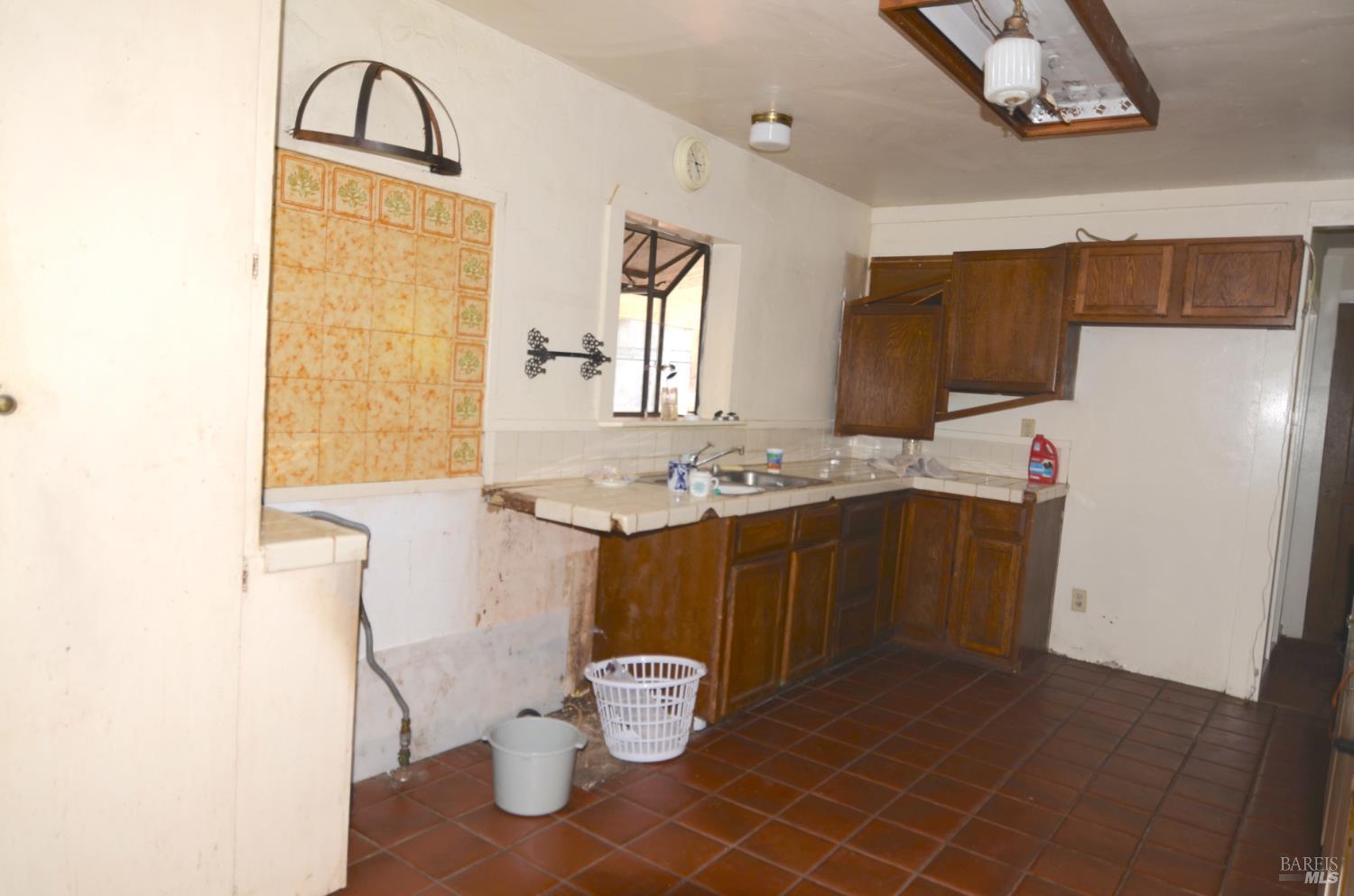 2610 Giffen Avenue Santa Rosa CA 95407