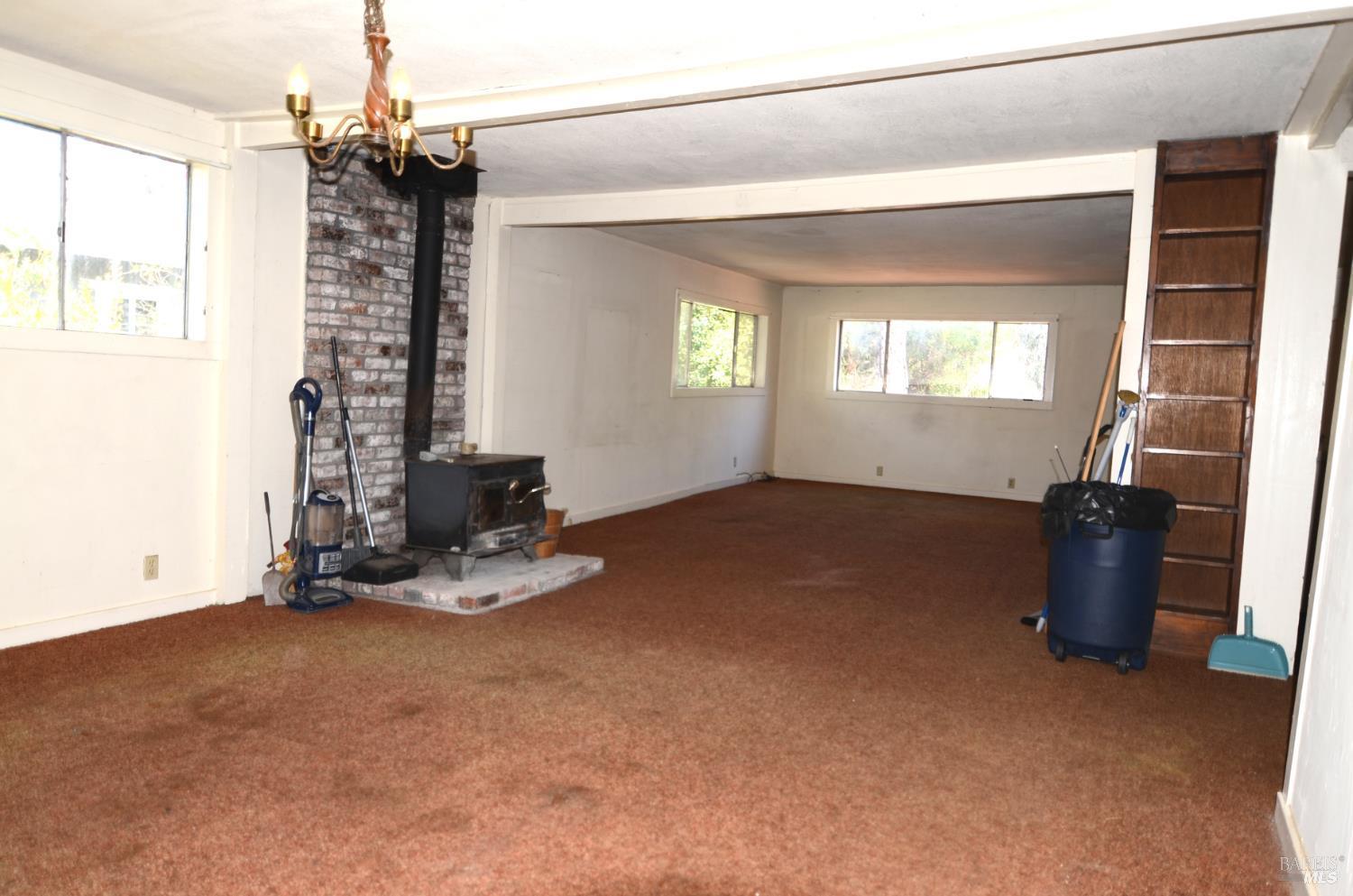 2610 Giffen Avenue Santa Rosa CA 95407