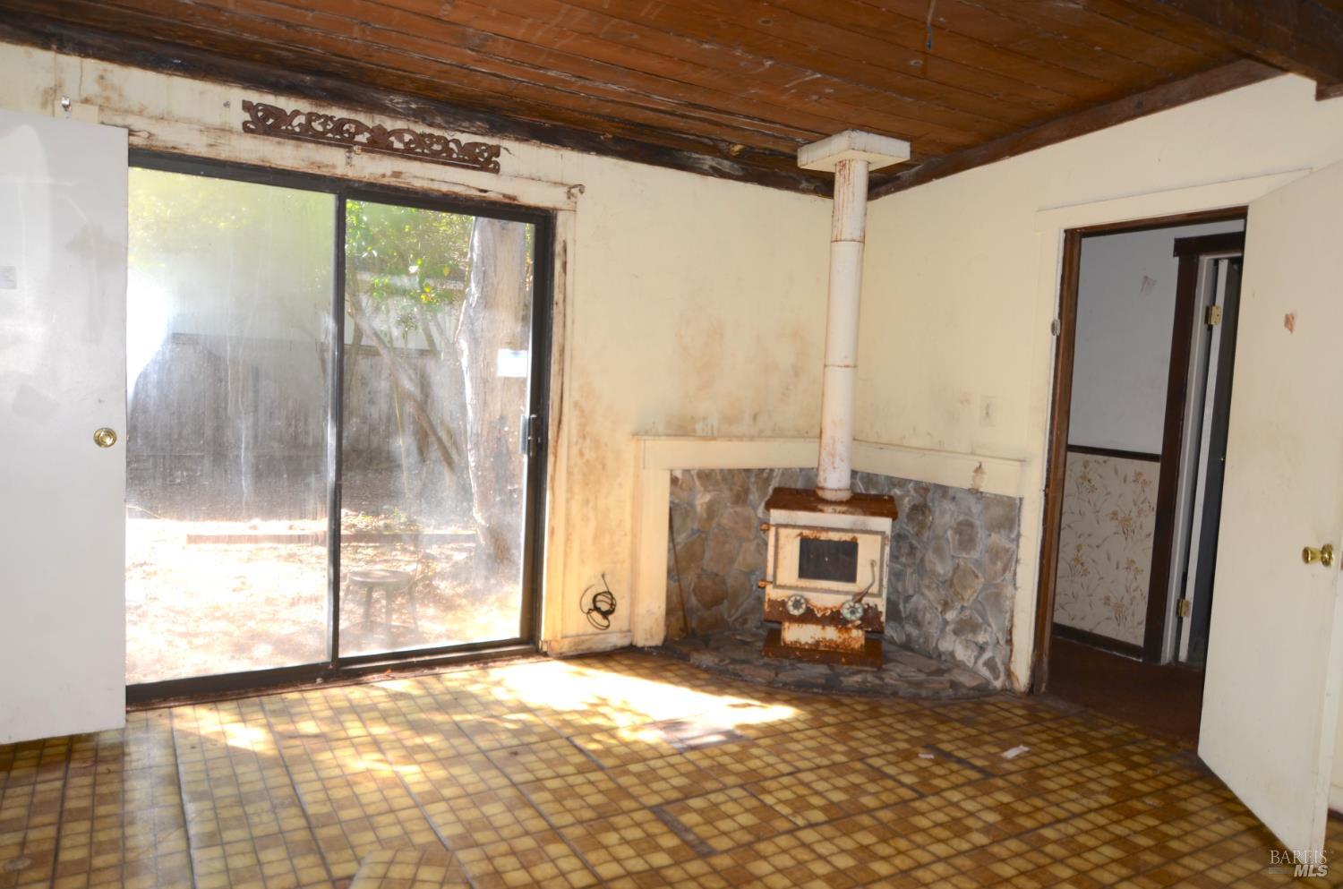 2610 Giffen Avenue Santa Rosa CA 95407