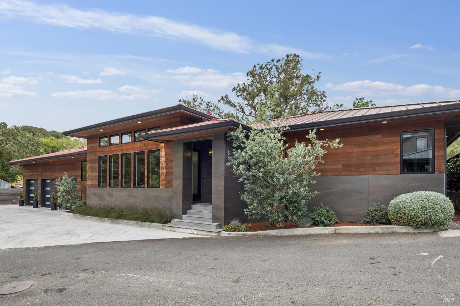 Petaluma CA 94952