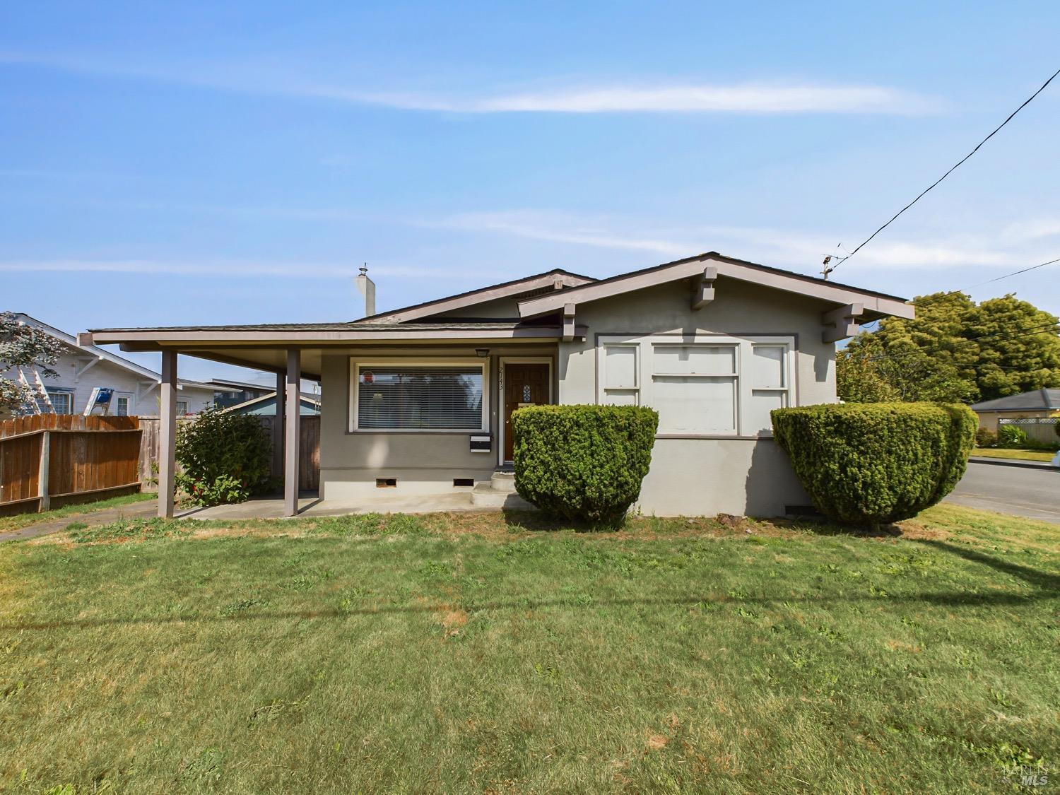 2143 G Street Eureka CA 95501
