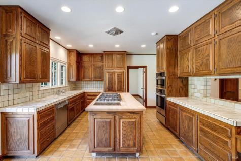 7455 Foothill Ranch Road Santa Rosa CA 95404