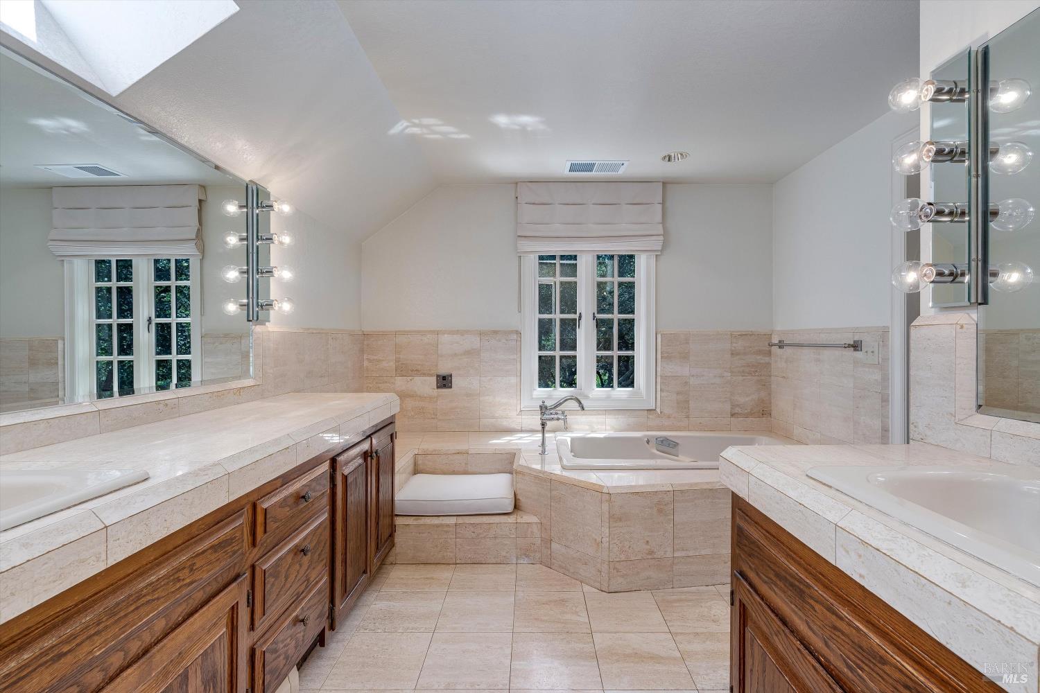 7455 Foothill Ranch Road Santa Rosa CA 95404