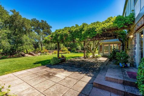 7455 Foothill Ranch Road Santa Rosa CA 95404