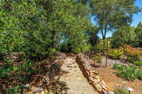 7455 Foothill Ranch Road Santa Rosa CA 95404