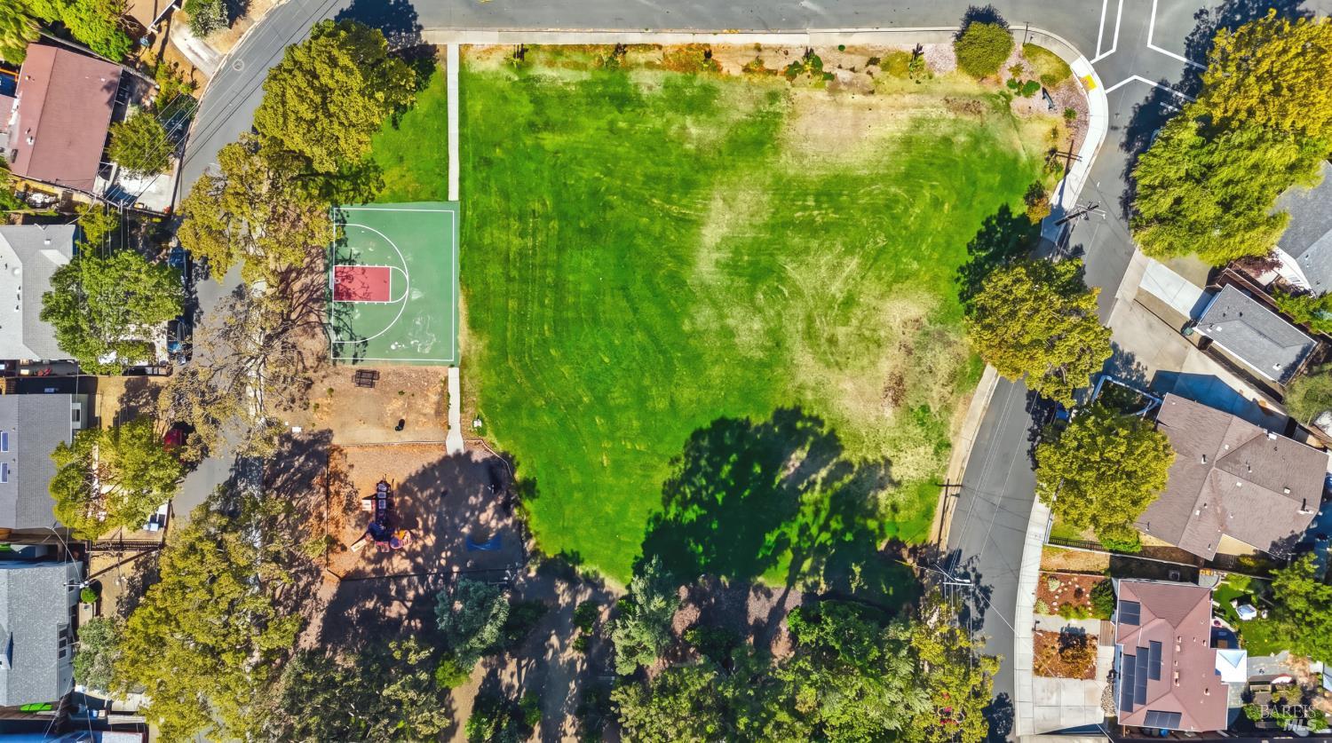 25 Linda Vista Street Benicia CA 94510