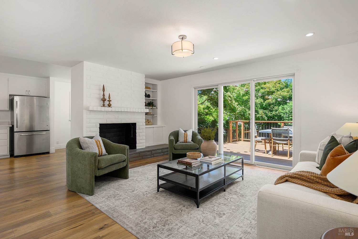 8 Harding Drive Novato CA 94947