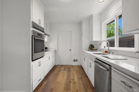 8 Harding Drive Novato CA 94947