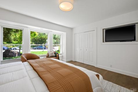 8 Harding Drive Novato CA 94947