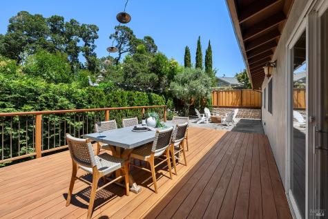 8 Harding Drive Novato CA 94947