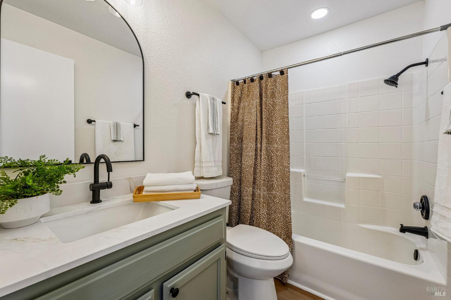 341 Ridgecrest Circle Suisun City CA 94585