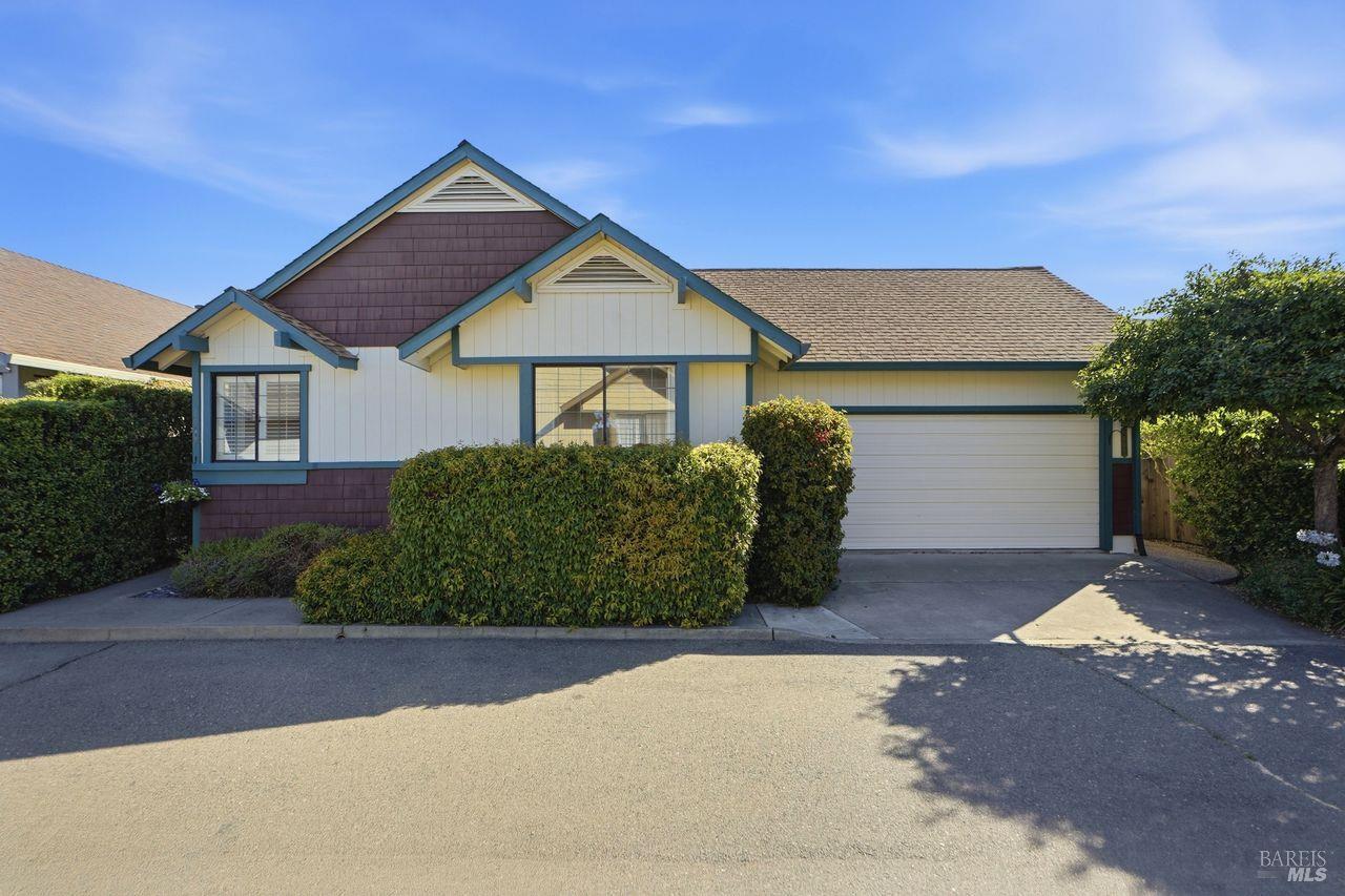1409 Morning Glory Drive Petaluma CA 94954