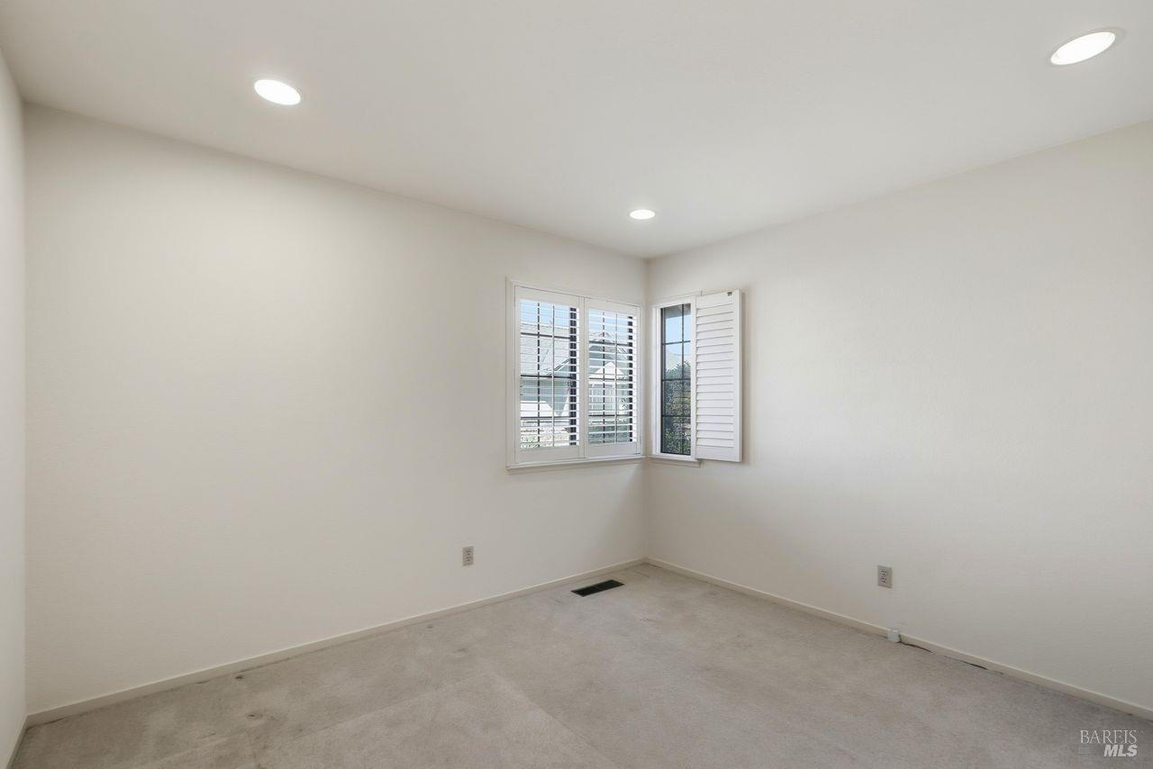 1409 Morning Glory Drive Petaluma CA 94954