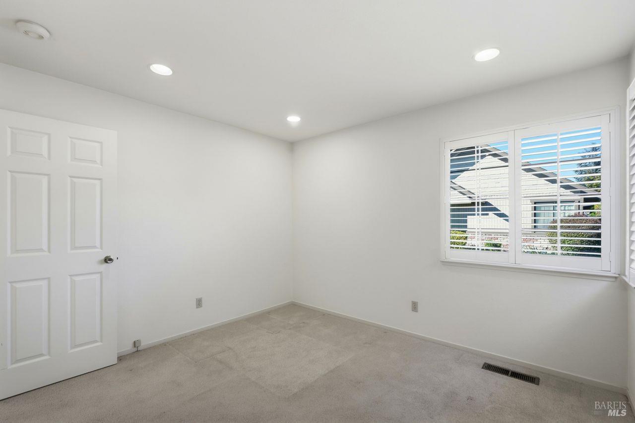 1409 Morning Glory Drive Petaluma CA 94954