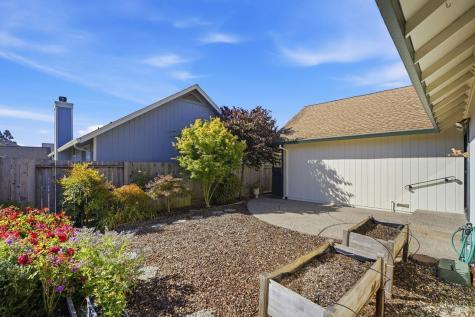 1409 Morning Glory Drive Petaluma CA 94954
