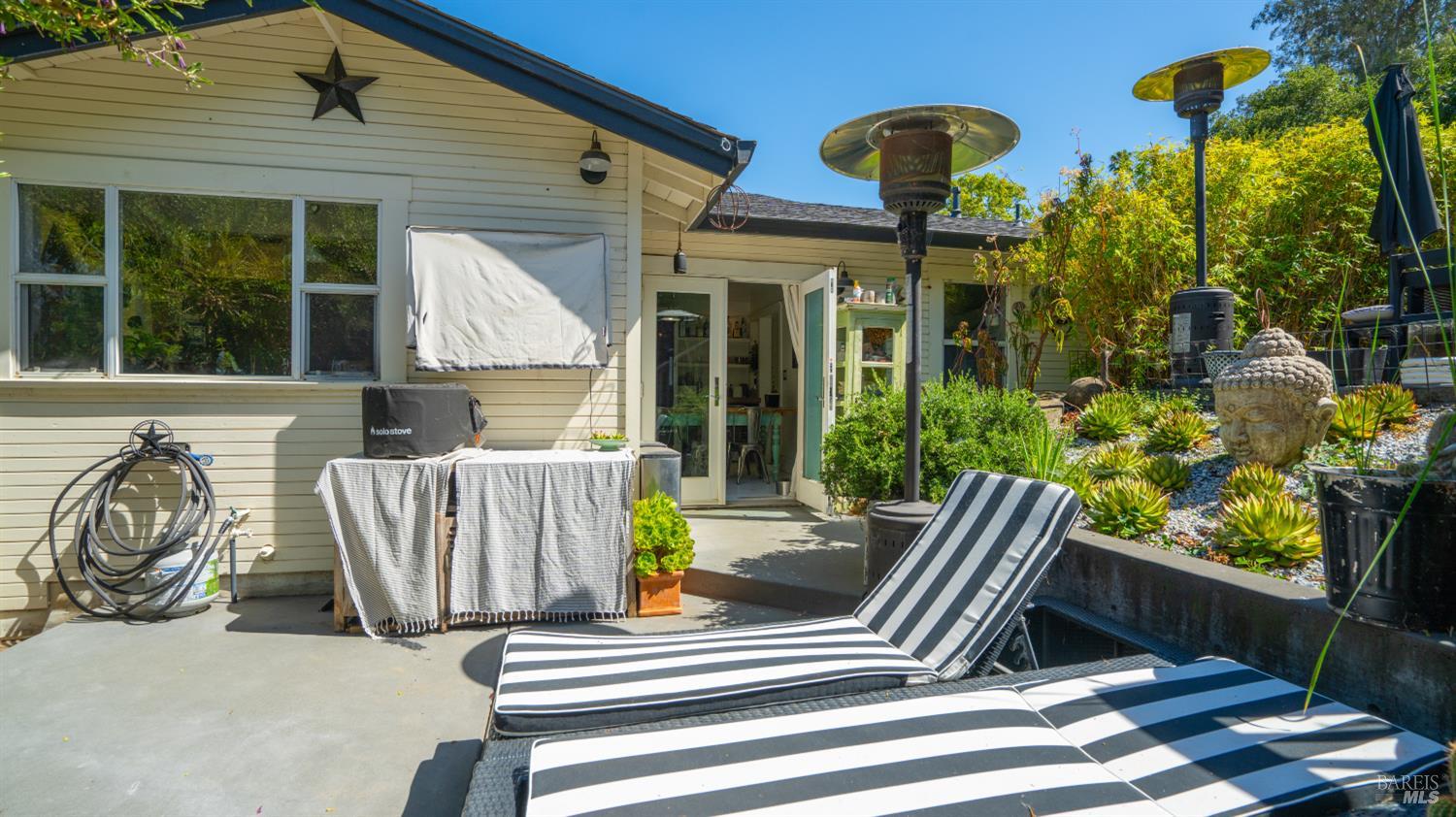 121 Belle View Avenue Petaluma CA 94952