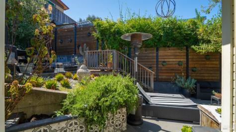 121 Belle View Avenue Petaluma CA 94952