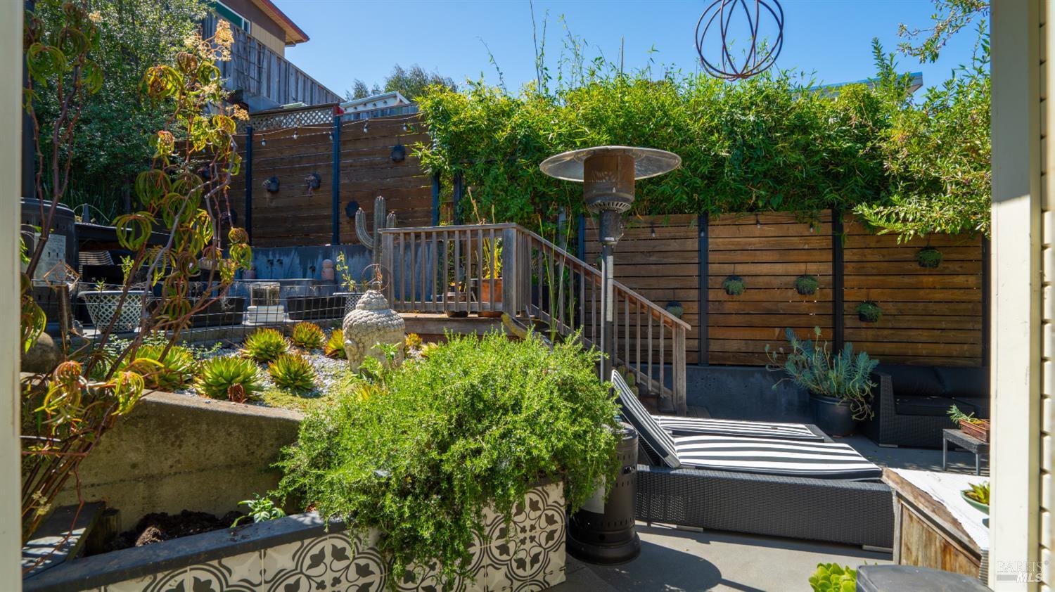 121 Belle View Avenue Petaluma CA 94952