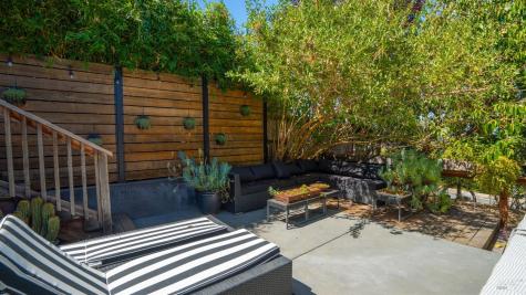 121 Belle View Avenue Petaluma CA 94952