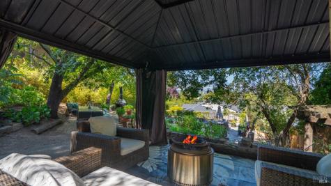121 Belle View Avenue Petaluma CA 94952