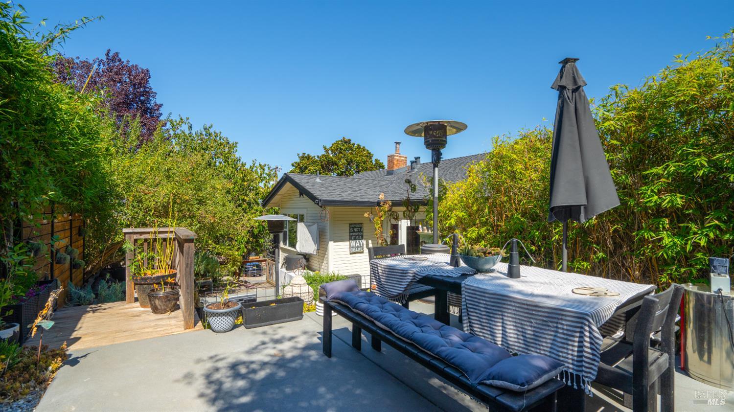 121 Belle View Avenue Petaluma CA 94952