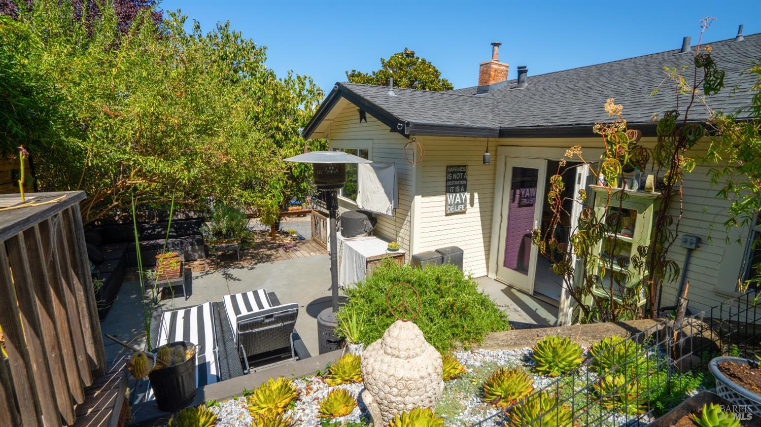 121 Belle View Avenue Petaluma CA 94952