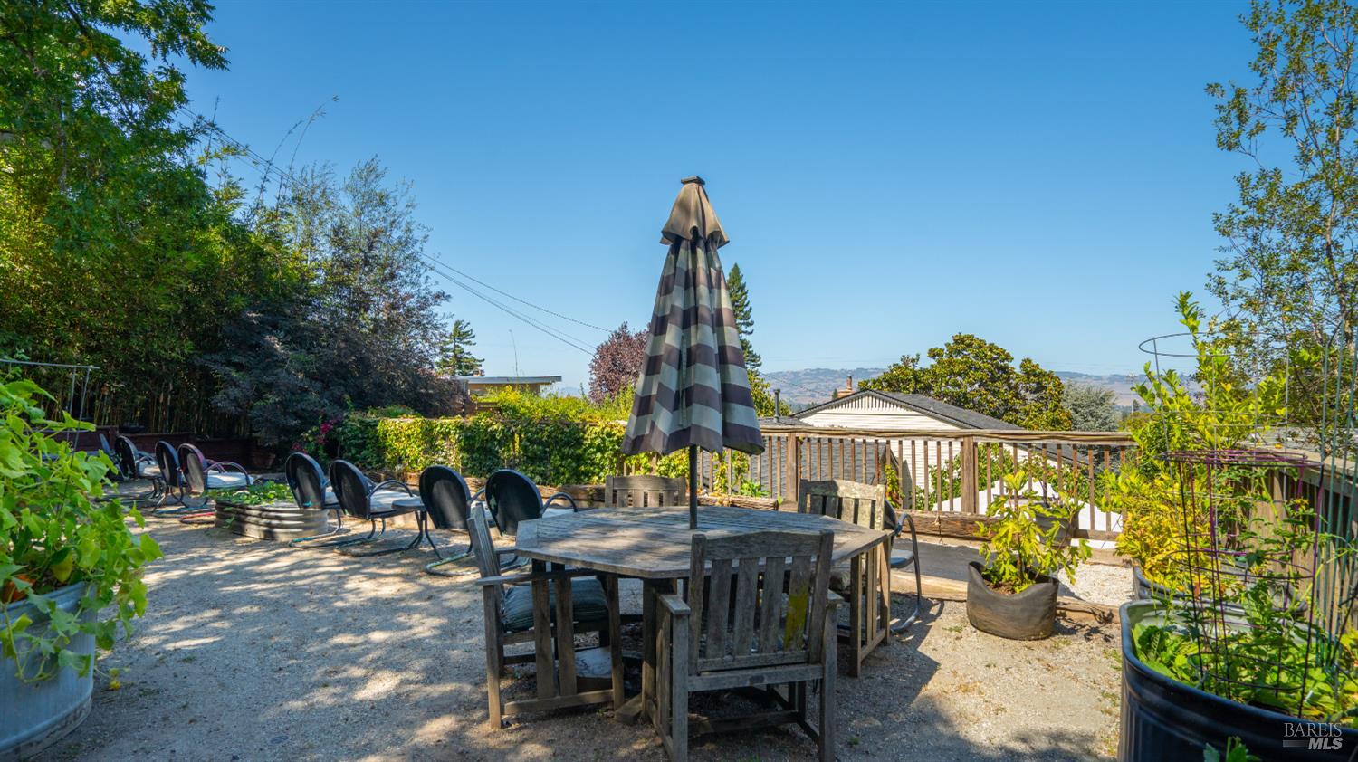 121 Belle View Avenue Petaluma CA 94952