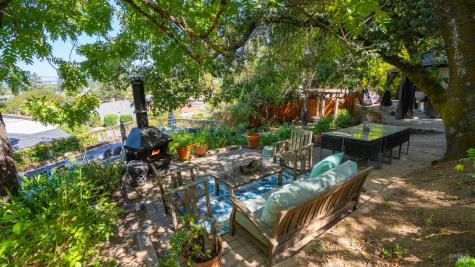 121 Belle View Avenue Petaluma CA 94952
